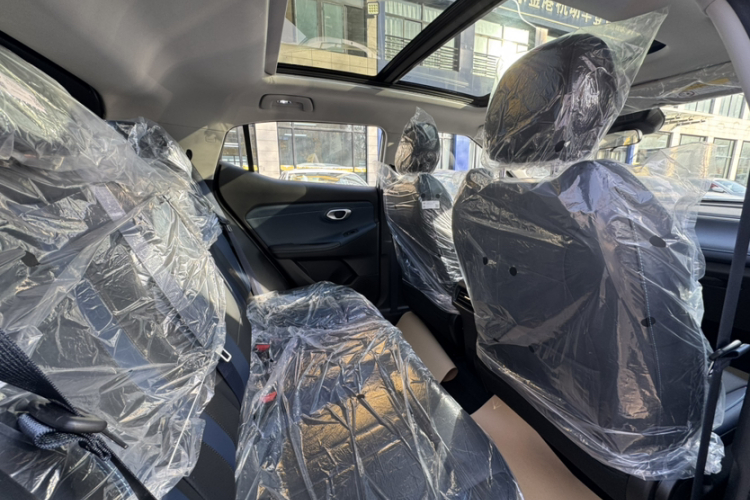 广汽传祺 传祺GS3 2026款 影速 270T 劲享版中控内饰7003