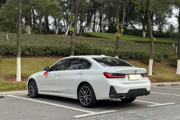 宝马3系 2023款 320Li M运动套装车身外观6003