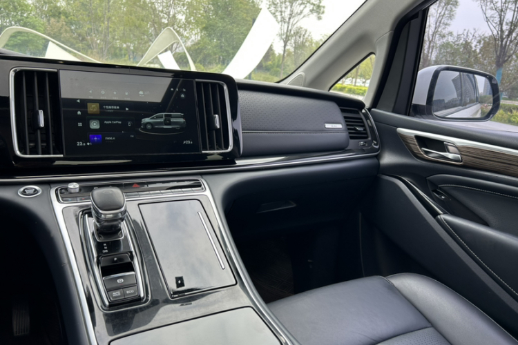 广汽传祺 传祺M8 2021款 领秀系列 390T 尊贵版中控内饰7005