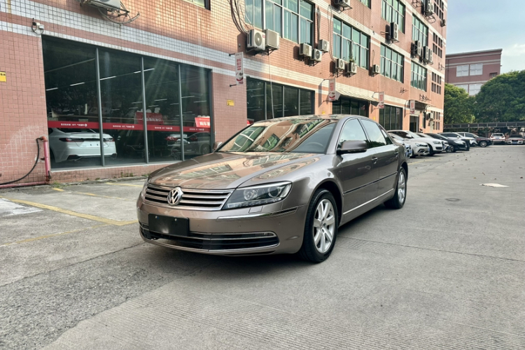 大众 辉腾 2014款 3.0L 行政型车身外观6001