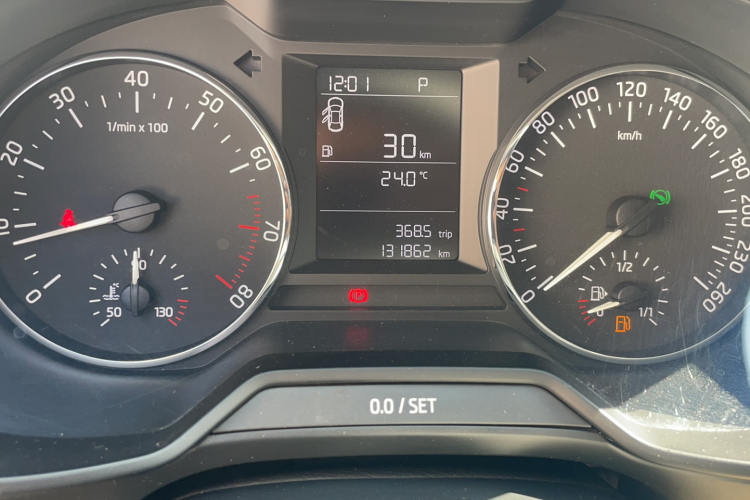 斯柯达 明锐 2016款 1.6L 自动创行版中控内饰15