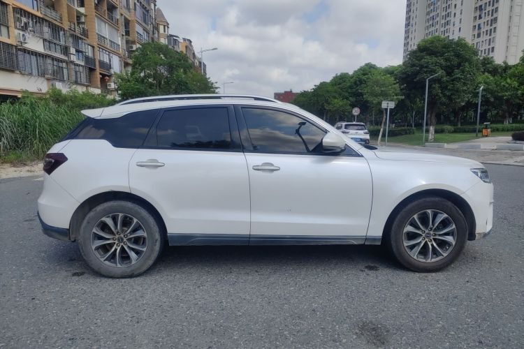 众泰T600 Coupe 2017款 1.5T 自动尊享型车身外观6002