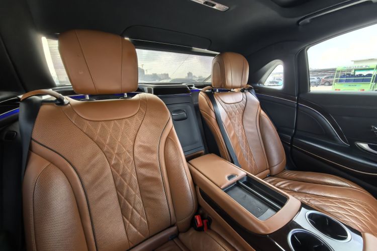 奔驰 迈巴赫S级 2020款 S 450 4MATIC 典藏版中控内饰7004