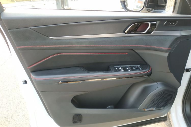 领克05 2020款 2.0TD 四驱劲Halo局部细节9004