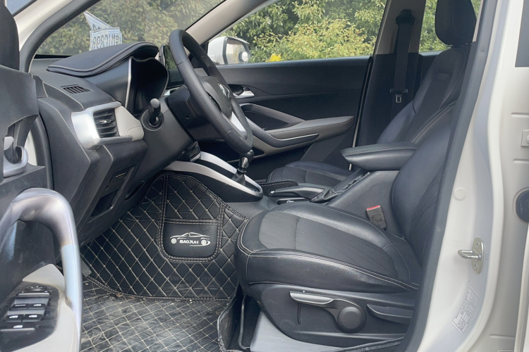 宝骏510 2017款 1.5L 手动时尚型中控内饰7001
