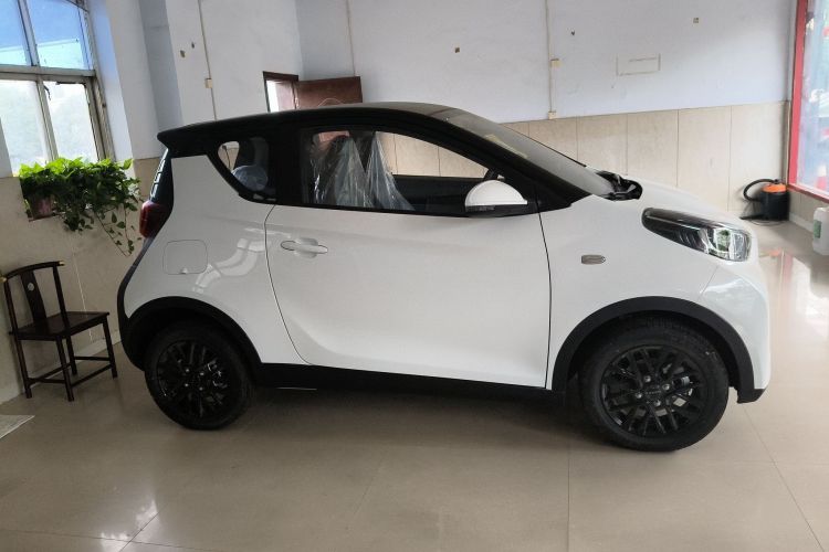 奇瑞 小蚂蚁 2024款 改款 青春版 251km 真爱版 23.99kWh车身外观6003