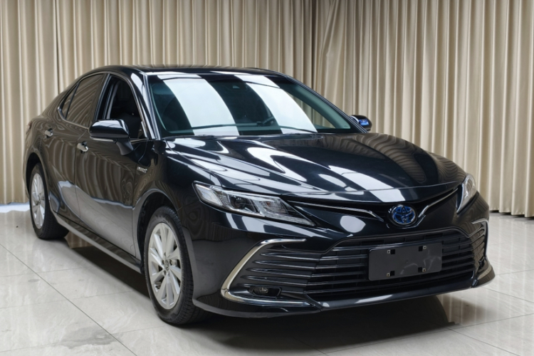 丰田 凯美瑞 2023款 双擎 2.5HGVP 领先版车身外观6006