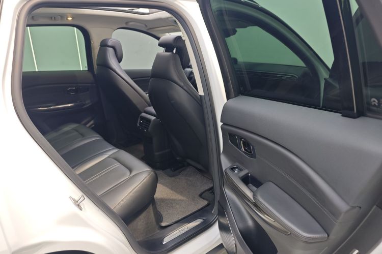 蔚来ES6 2020款 420KM 运动版中控内饰7006