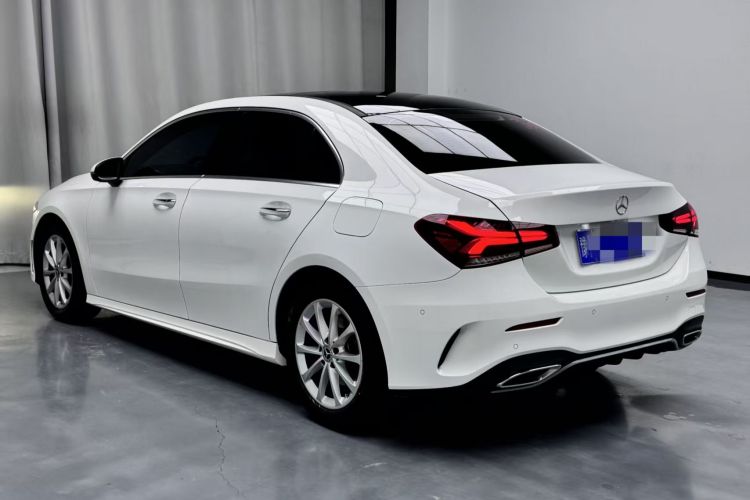 奔驰A级 2021款 A 200 L 运动轿车时尚型车身外观6006