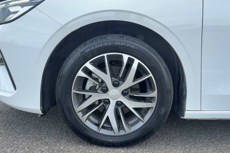 吉利汽车 帝豪 2022款 第4代 1.5L CVT精英型车身外观6008