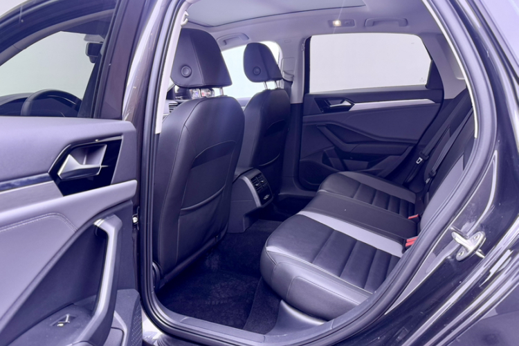 大众 速腾 2020款 280TSI DSG舒适型 国VI中控内饰7003