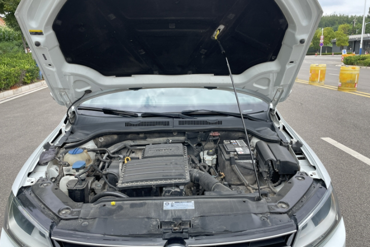 大众 速腾 2018款 1.6L 手动舒适型中控内饰7006