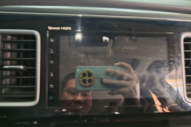 本田 艾力绅 2016款 2.4L 豪华版中控内饰7001