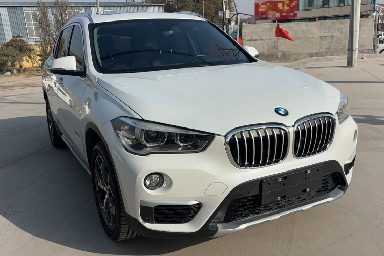 宝马X1 2016款 xDrive20Li 豪华型车身外观6002