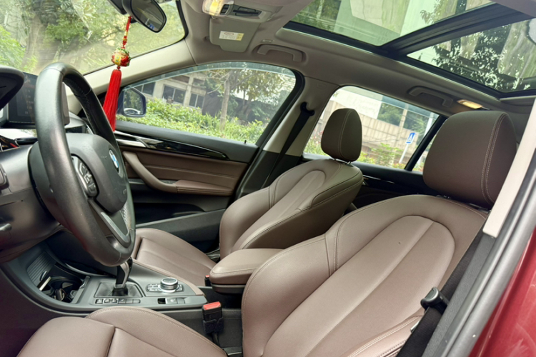 宝马X1 2020款 sDrive25Li 领先型中控内饰7008