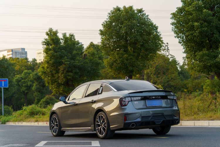 领克03 2021款 2.0TD 自动劲 冠军版车身外观6005