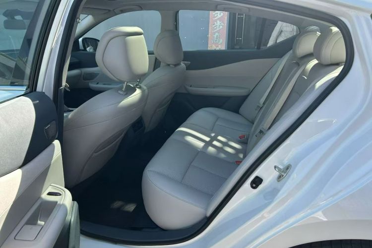 日产 天籁 2026款 鸿蒙座舱 2.0L 智能超舒适版中控内饰7002