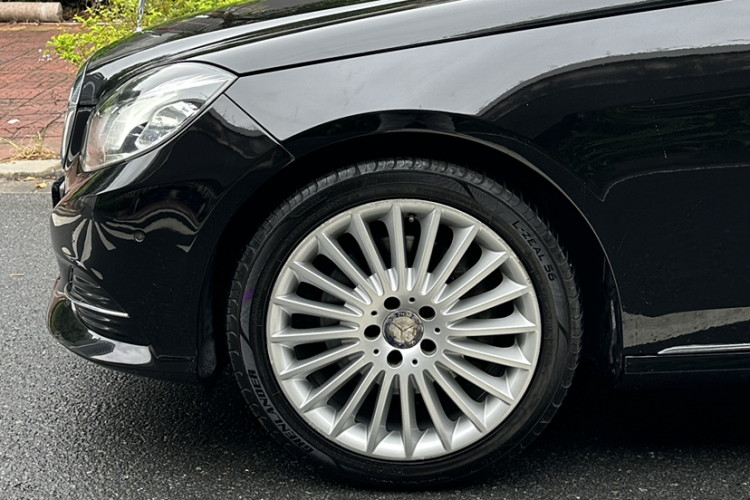 奔驰E级 2015款 E 200 L车身外观6003