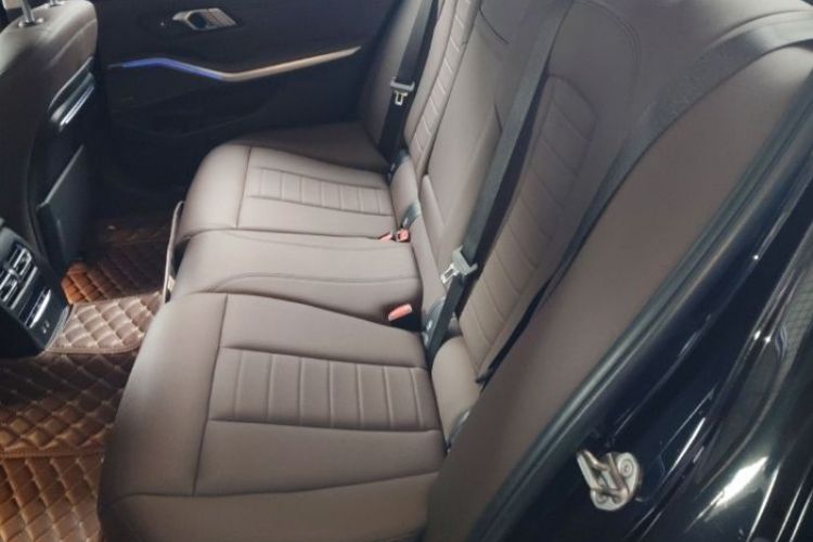 宝马3系 2020款 改款 325Li M运动套装中控内饰7003