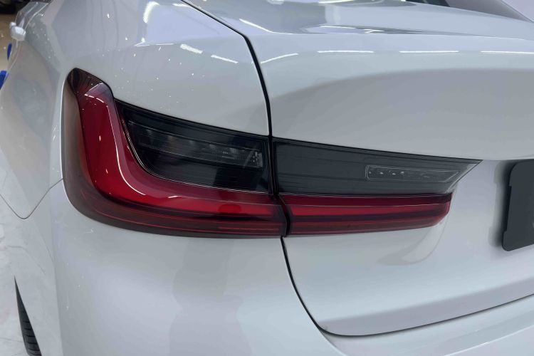 宝马3系 2024款 320Li M运动套装车身外观6007