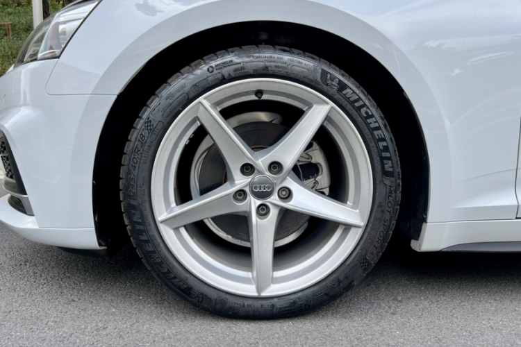 奥迪A5 2017款 Cabriolet 40 TFSI 时尚型局部细节9009