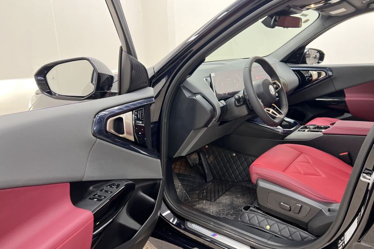 宝马X3 2025款 xDrive30L 领先型 M运动曜夜套装中控内饰7002