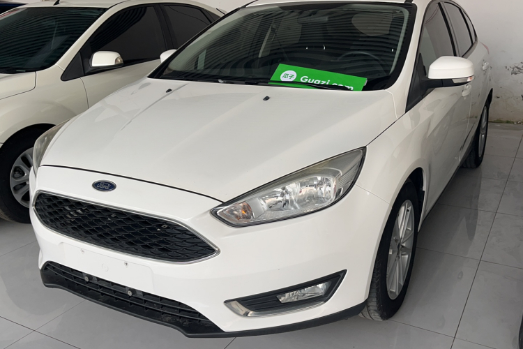 福特 福克斯 2017款 两厢 1.6L 手动风尚型智行版车身外观6001