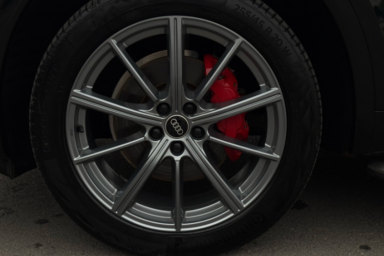 奥迪Q5L 2022款 45T 豪华动感型车身外观6004