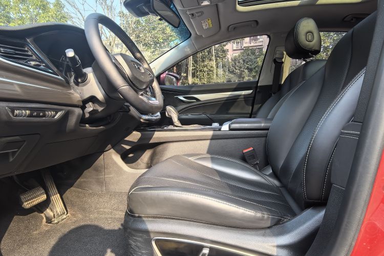 吉利汽车 博瑞 2020款 1.8T 领航版中控内饰7009