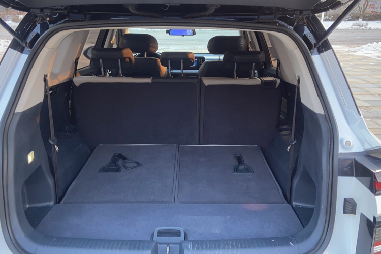 宝骏RM-5 2019款 1.5T CVT 24小时在线豪华型 7座中控内饰7006