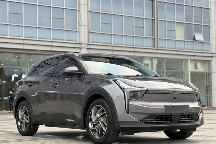 哪吒汽车 哪吒U 2021款 Pro 500 登月版车身外观6003