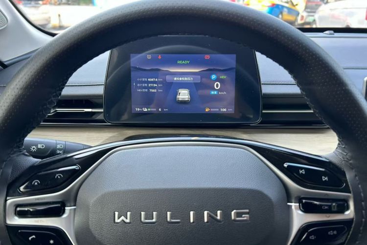 五菱汽车 五菱星光 2023款 70 标准版中控内饰15