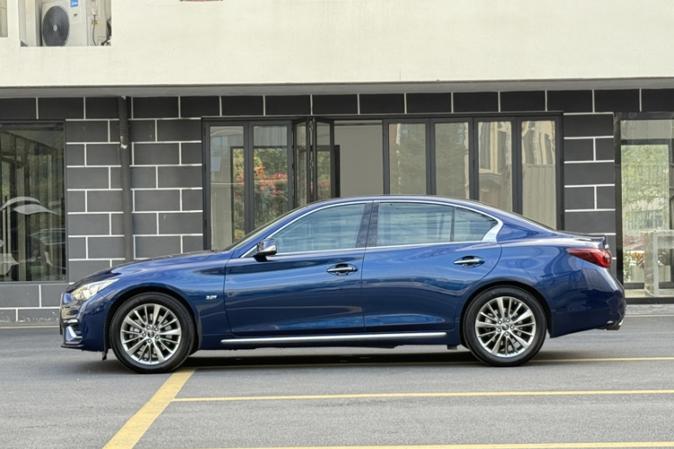 英菲尼迪Q50L 2018款 2.0T 逸享版 国VI车身外观6007