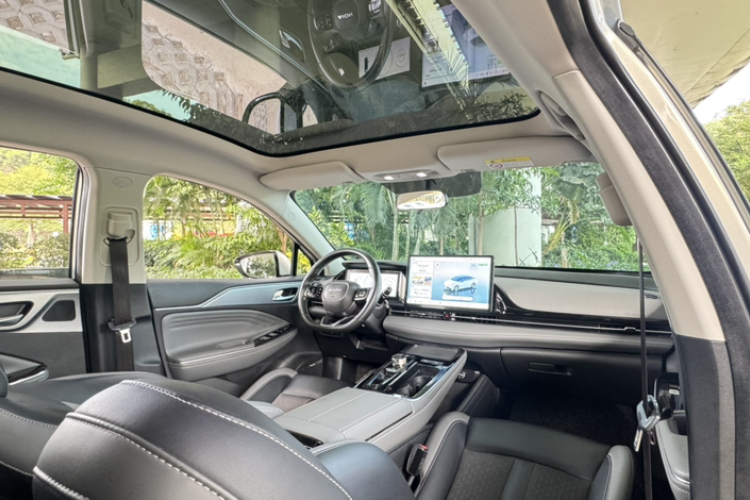 埃安 AION S Plus 2022款 70 智领版中控内饰7002