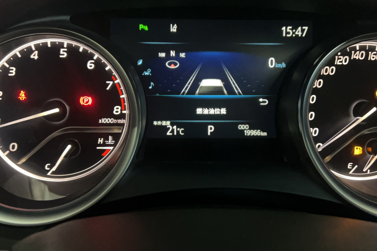 丰田 凯美瑞 2021款 2.0G 豪华版中控内饰15