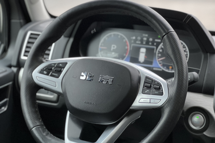 北京BJ80 2020款 3.0T 自动至尊版中控内饰7001