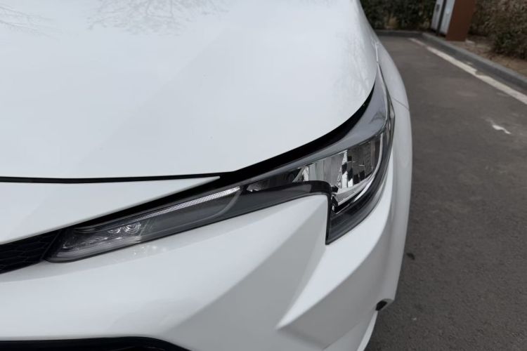 丰田 雷凌 2023款 TNGA 1.5L CVT领先版局部细节36