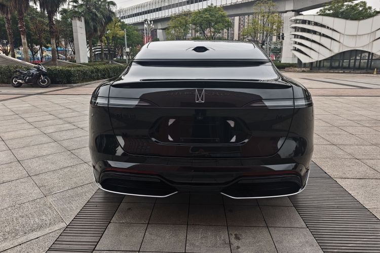 阿维塔06 2025款 Pro增程版车身外观6004