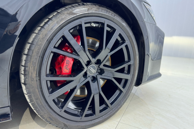 奥迪A7 2023款 55 TFSI quattro 尊享型车身外观6006