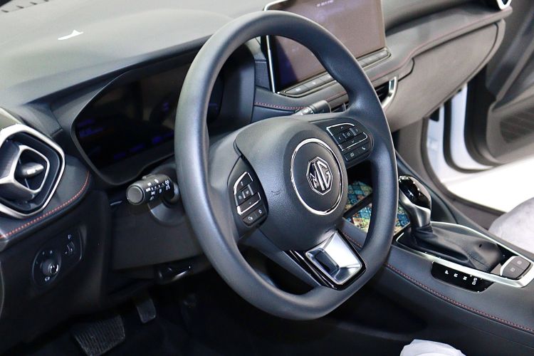 名爵 MG5 2025款 180DVVT 全球豪华版中控内饰7004