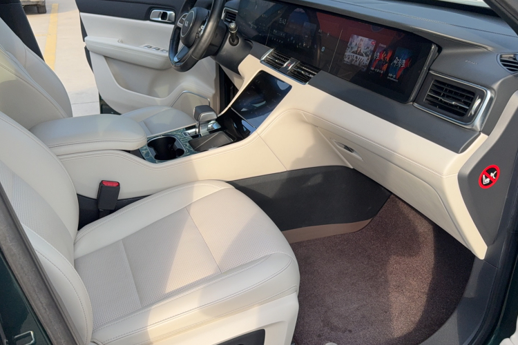 理想汽车 理想ONE 2021款 增程6座版局部细节41