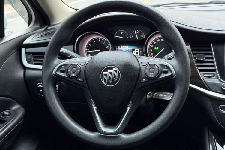 别克 威朗 2019款 三厢 20T 双离合领先型局部细节13