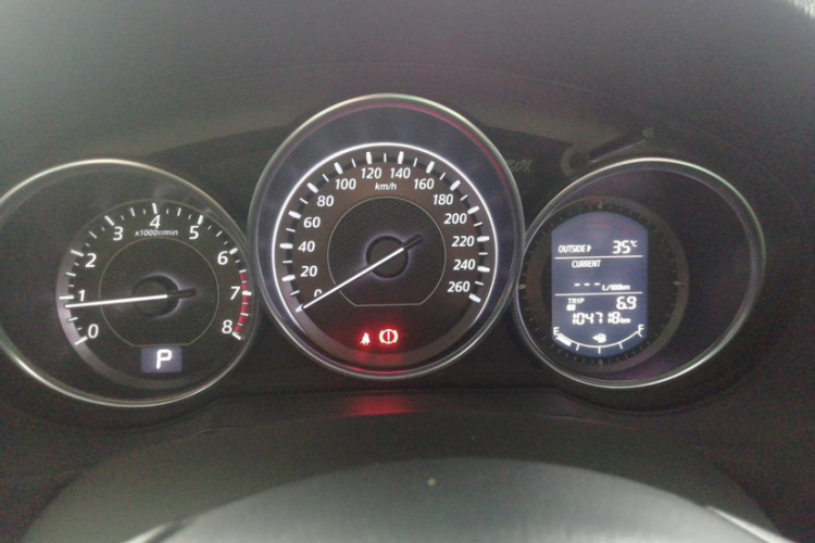 马自达 阿特兹 2015款 2.0L 蓝天豪华版中控内饰15