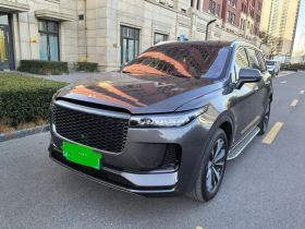 理想汽车 理想ONE 2021款 增程6座版