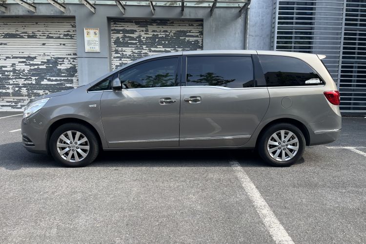 别克GL8 2018款 28T 豪华型 国VI车身外观6006