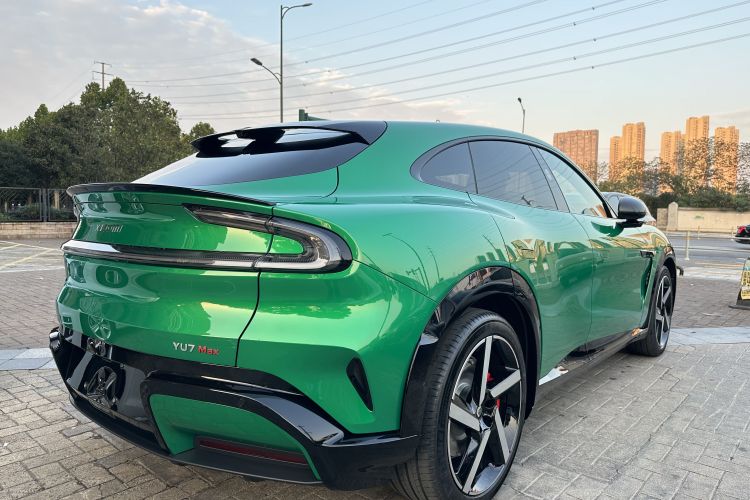 小米汽车 小米YU7 2025款 超长续航高性能四驱Max版车身外观6007