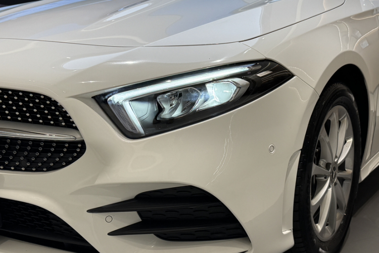 奔驰A级 2022款 A 200 L 运动轿车动感型车身外观6004