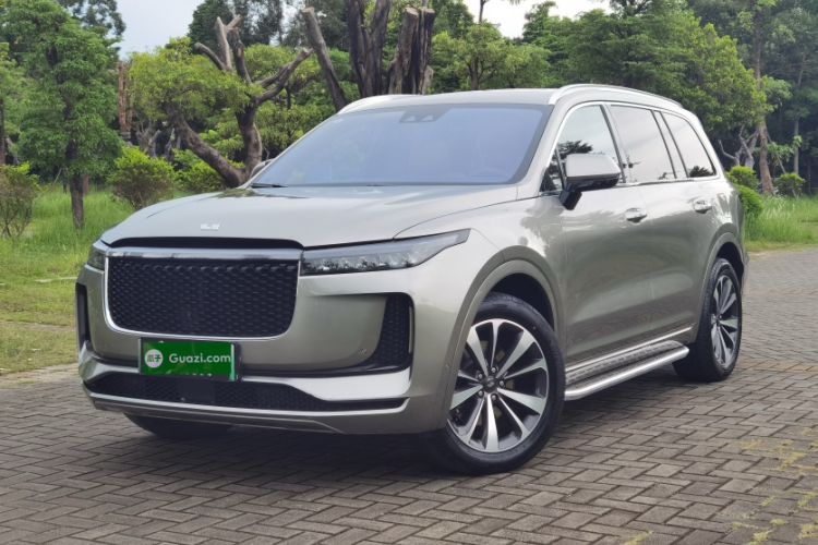 理想汽车 理想ONE 2020款 增程6座版车身外观1