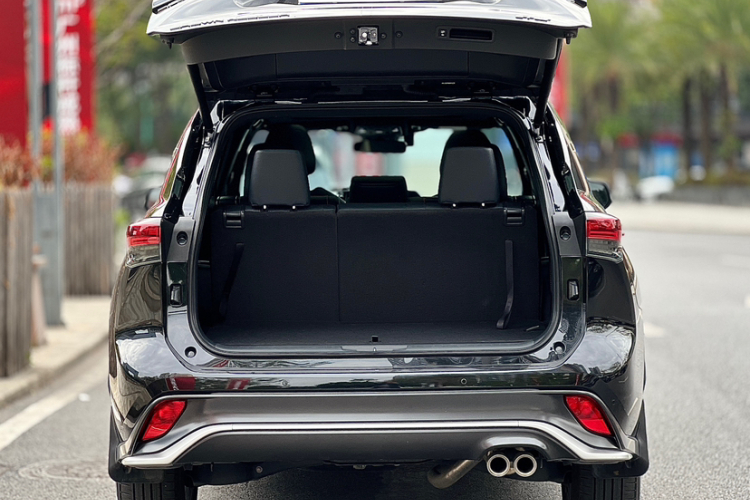 丰田 皇冠陆放 2024款 2.5L HEV四驱豪华版局部细节23