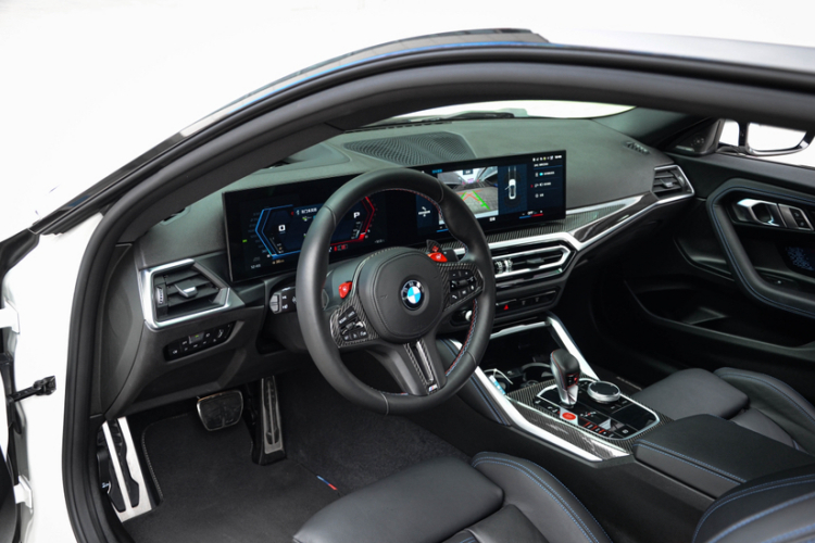 宝马M2 2023款 M2中控内饰7013